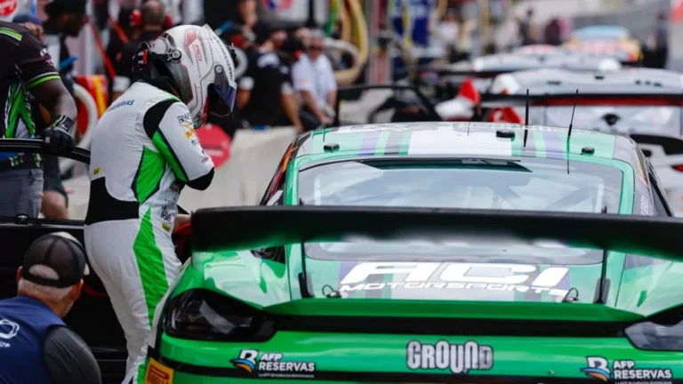 Dominicano Jimmy Llibre único latino en la élite del GT4 América 2026