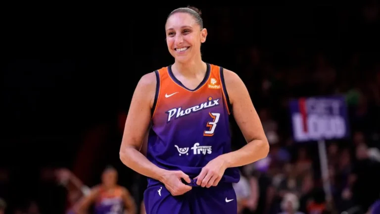 Número 3 de Diana Taurasi brilla eternamente en Phoenix Mercury