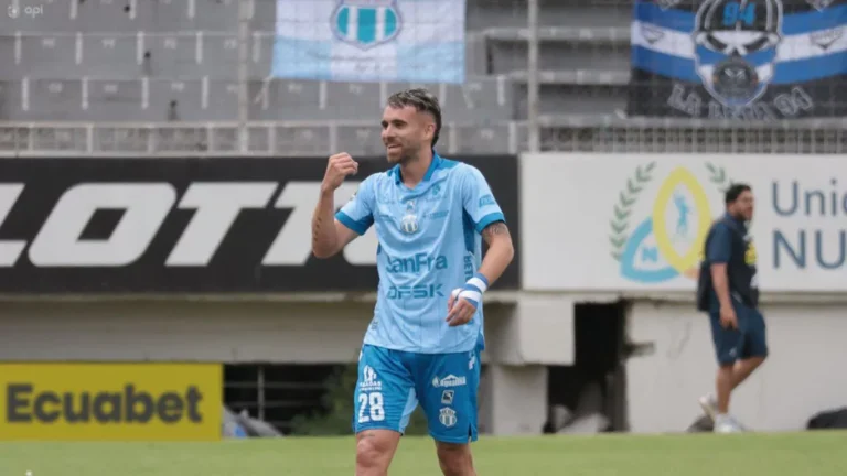 El argentino Campana anota gol del empate que mantiene a Macará segundo en Ecuador