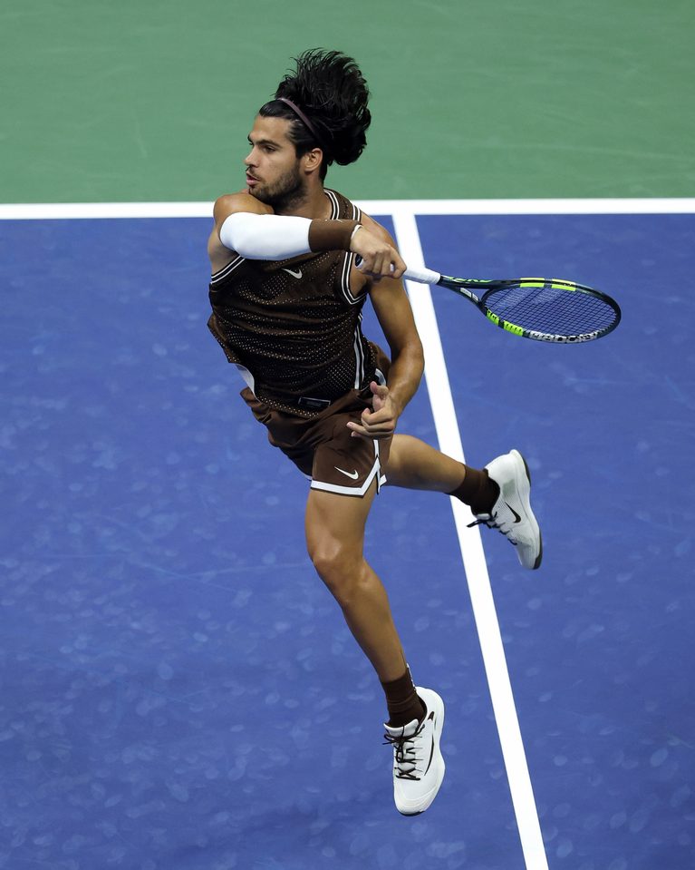 Carlos Alcaraz atribuye el aumento de lesiones a calendario intenso en el tenis