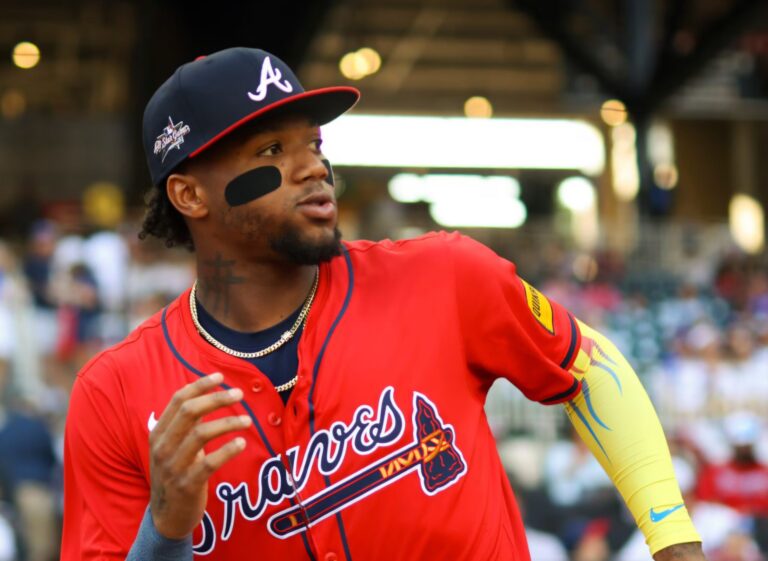 Ronald Acuña Jr queda fuera de alineación de Atlanta por precaución y descanso