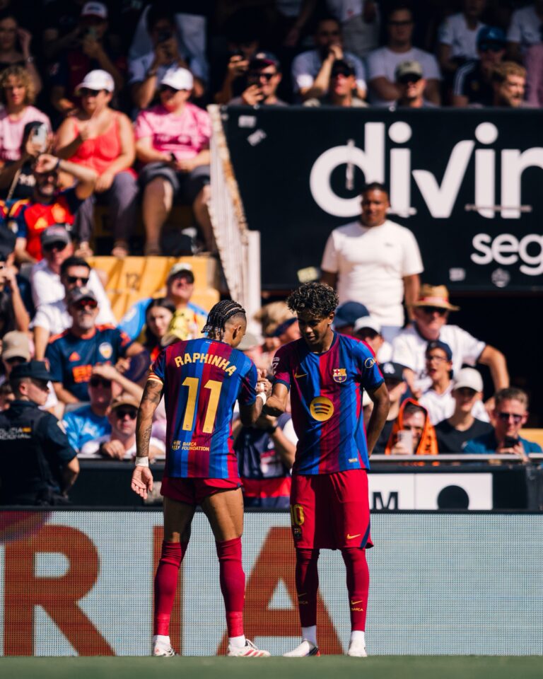 Barcelona líder de la Liga con goleada sobre Valencia