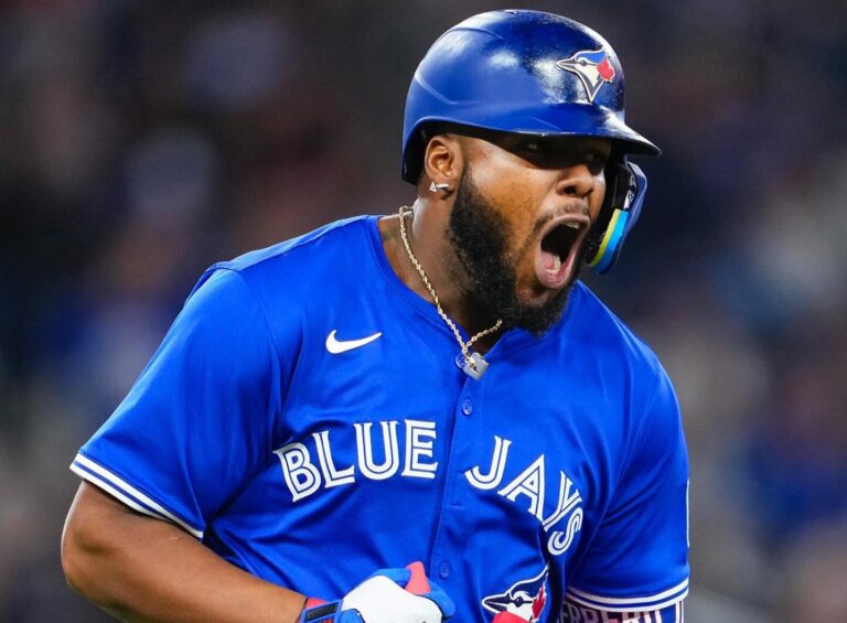Vladimir Guerrero Jr pidió disculpas a los Azulejos de Toronto y a la fanaticada por sus recientes comentarios