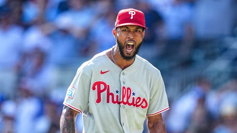 Phillies igualan la serie de Comodín