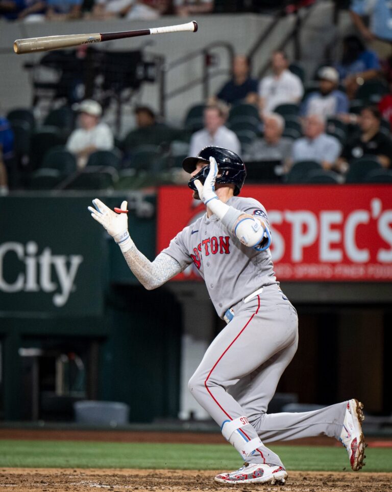 Trevor Story “por fin” conecta cuadrangular luego de cuatro meses y da victoria a Boston