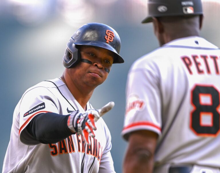 Cirugía de Rafael Devers fue un éxito revela dirigente Tony Vitello