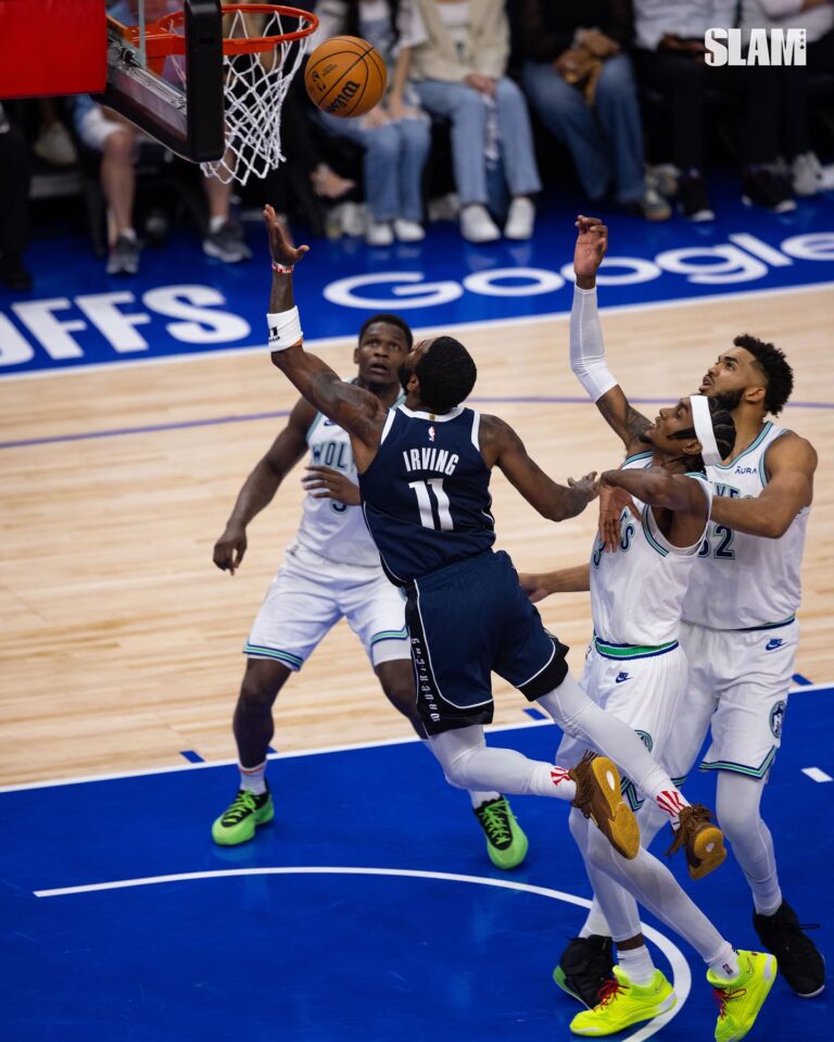 Kyrie Irving sin restricciones en la cancha luego de 19 meses de ausencia