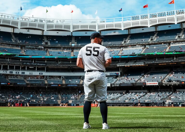 Yankees ganan primer partido de doble cartelera