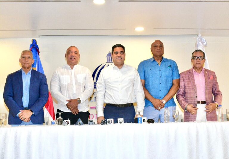 Juan Núñez y Kelvin Cruz anuncian Premundial Sub-18 en República Dominicana del 22 al 29 de octubre