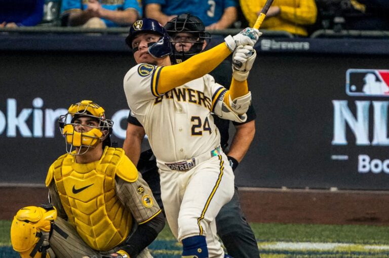 William Contreras el héroe del primer partido de la serie Divisional para Milwaukee