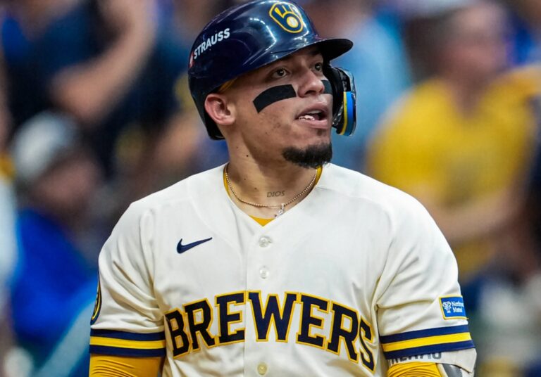Cerveceros remotan y derrotan a los Dodgers por segundo día consecutivo