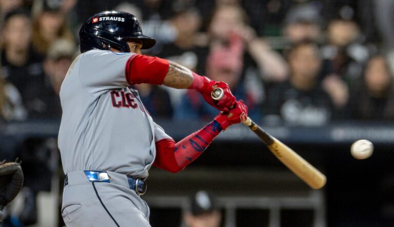 José Ramírez encabeza ofensiva de Cleveland con cuadrangular y obligan al quinto partido
