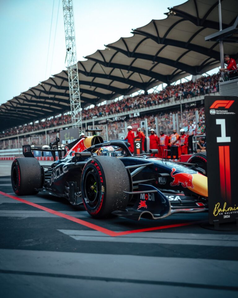 Max Verstappen logra primer triunfo de la temporada de la Fórmula Uno