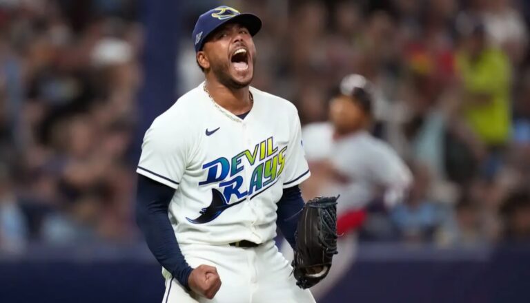 Freddy Peralta abrirá por Rays y Gavin Williams no estará disponible para Guardians en J6 de Serie de Campeonato de Liga Americana
