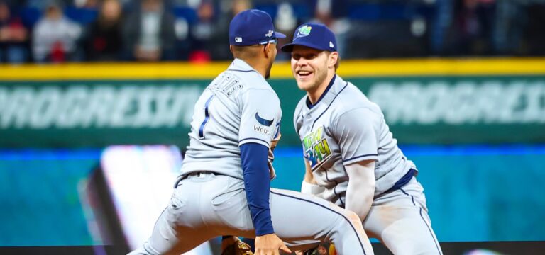Rays  empatan serie a Cleveland, y obligan definición en Tampa